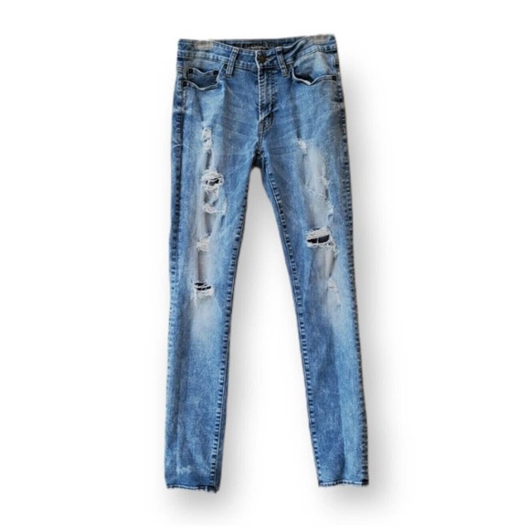 American Eagle Outfitters Denim - American Eagle Extreme Flex Slim Medium Wash Ripped Mom Style Stretchy Jeans 28